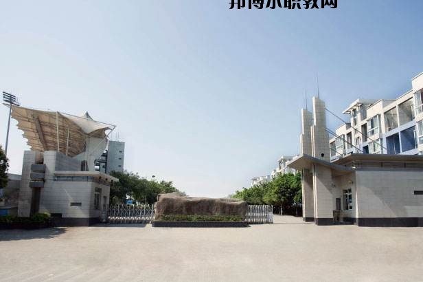 咸豐中等職業(yè)技術(shù)學校2020年報名條件、招生要求、招生對象