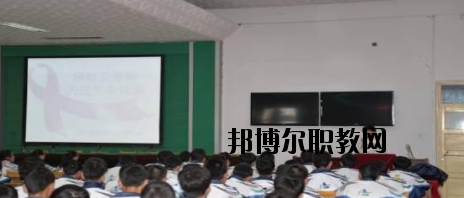 永昌職業(yè)中學2020年招生辦聯(lián)系電話