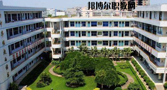 龍港第二職業(yè)學(xué)校怎么樣，好不好