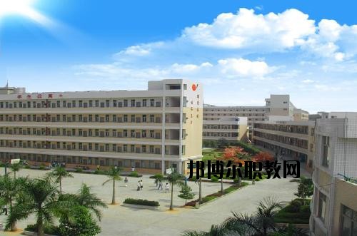 曲靖羅平職業(yè)技術(shù)學(xué)校2020年學(xué)費(fèi)、收費(fèi)多少