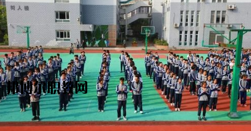 安吉職業(yè)技術(shù)學(xué)校2020年報名條件、招生要求、招生對象