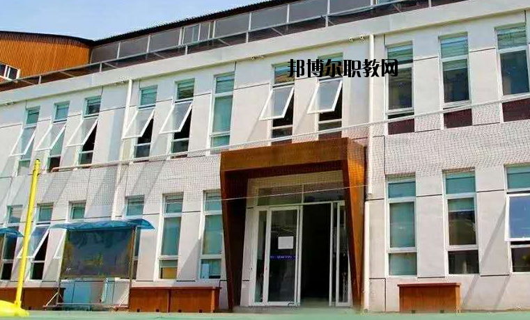 西安華樂藝術職業(yè)學校2020年報名條件、招生要求、招生對象