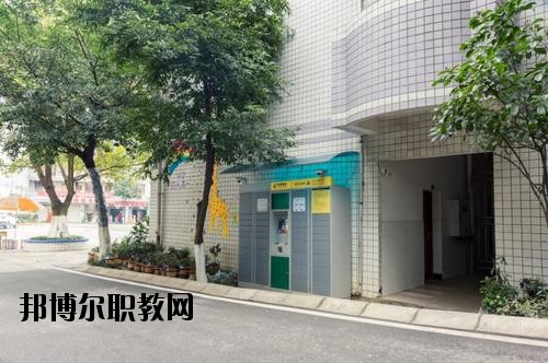 龍南職業(yè)中等專業(yè)學(xué)校2020年報(bào)名條件、招生要求、招生對象