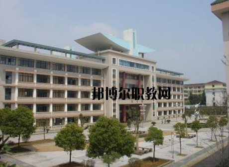 贛州服裝職業(yè)技術(shù)學(xué)校2020年報(bào)名條件、招生要求、招生對象