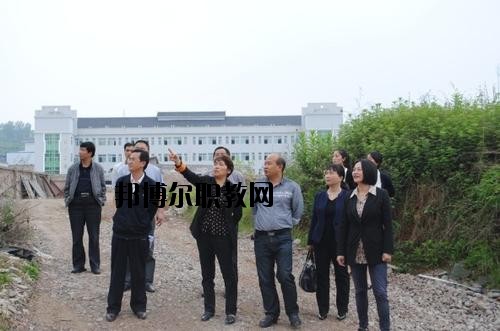 施秉縣中等職業(yè)技術(shù)學(xué)校2020年報(bào)名條件、招生要求