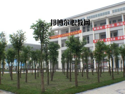 德陽(yáng)電子工程學(xué)校2020年報(bào)名條件、招生要求、招生對(duì)象
