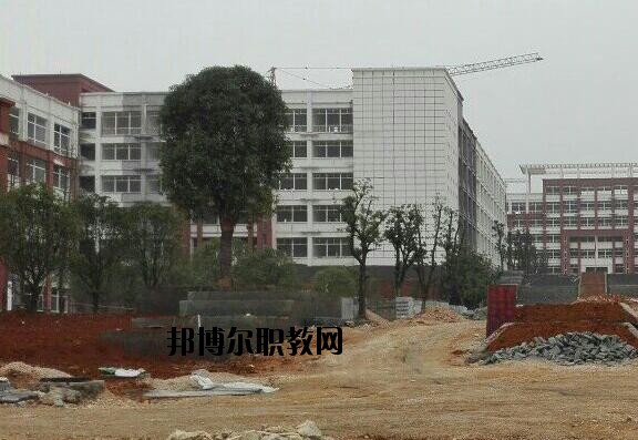 松桃苗族自治中等職業(yè)學(xué)校2020年報(bào)名條件、招生要求、招生對(duì)象