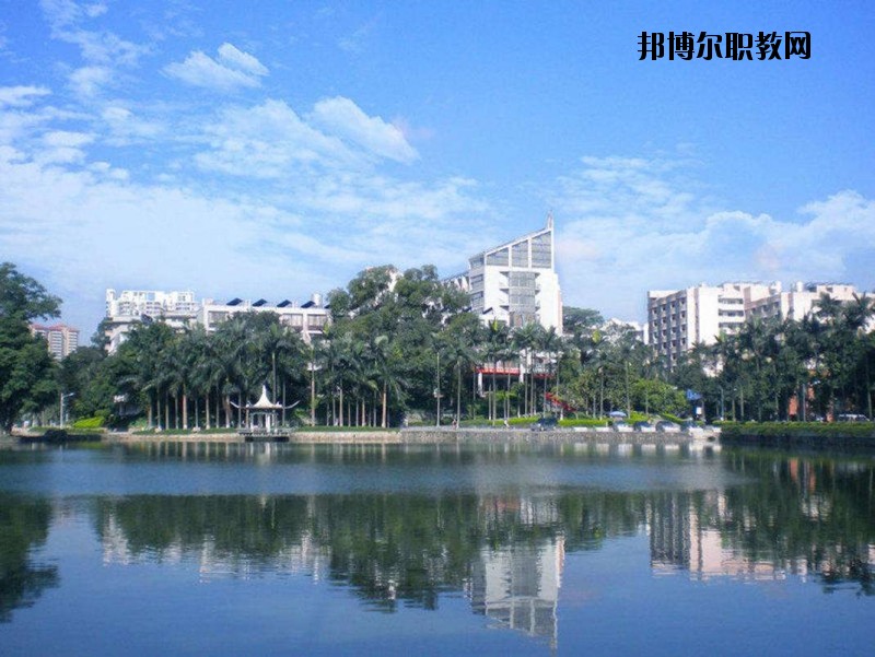 麻城宋埠職業(yè)高級中學(xué)2020年報(bào)名條件、招生要求、招生對象
