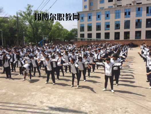 鷹潭工業(yè)中等專業(yè)學(xué)校2020年報(bào)名條件、招生要求、招生對(duì)象