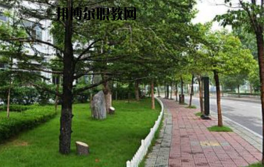 馬關(guān)縣民族職業(yè)高級中學2020年學費、收費多少
