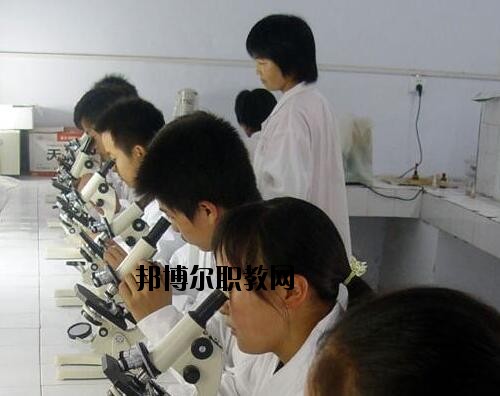鄭州畜牧獸醫(yī)中等專業(yè)學(xué)校2021年報(bào)名條件、招生對(duì)象