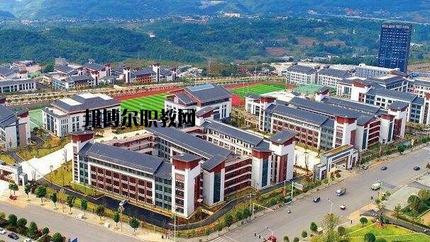 大方綜合職業(yè)技術(shù)學校2020年報名條件、招生要求、招生對象