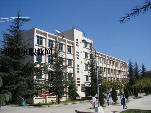 清鎮(zhèn)市衛(wèi)生職業(yè)技術(shù)學(xué)校2020年報(bào)名條件、招生要求、招生對象