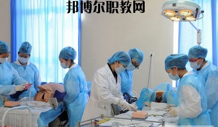 四川成都衛(wèi)生學(xué)校2020年報(bào)名條件、招生要求、招生對象