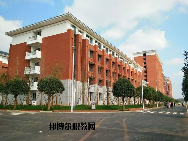 洪湖理工中等職業(yè)學(xué)校怎么樣、好不好