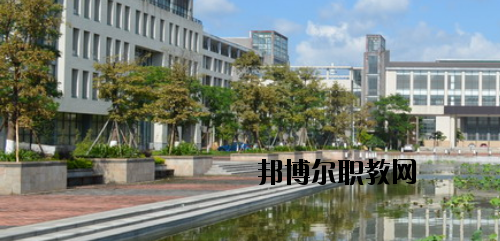 佛山高明區(qū)職業(yè)技術(shù)學(xué)校2020年報(bào)名條件、招生要求、招生對(duì)象