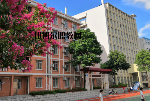 廣東工業(yè)貿(mào)易職業(yè)技術(shù)學(xué)校2020年報名條件、招生要求、招生對象