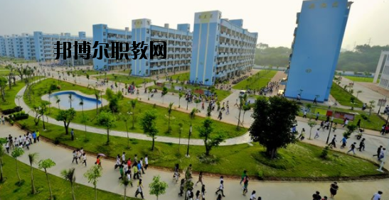 北部灣職業(yè)技術(shù)學(xué)校2020年報名條件、招生要求、招生對象