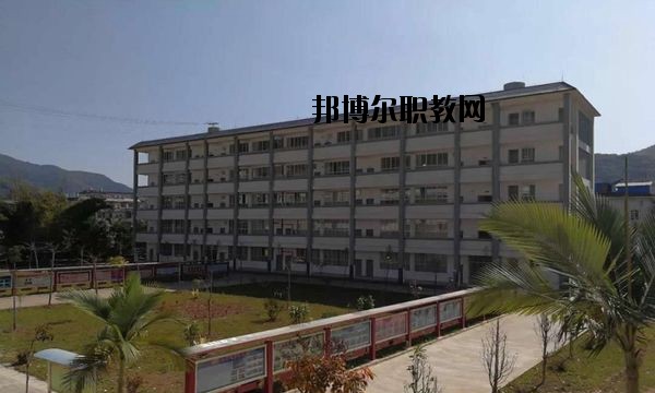 西盟縣職業(yè)高級(jí)中學(xué)2020年報(bào)名條件、招要求、招生對(duì)象