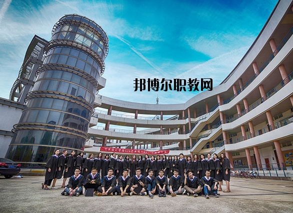 南京財(cái)經(jīng)大學(xué)怎么樣、好不好