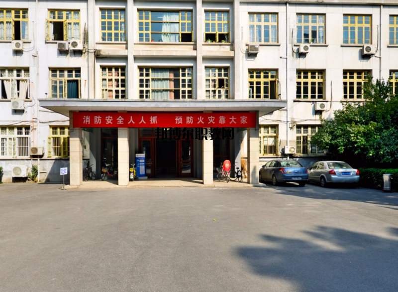南京醫(yī)科大學2020年報名條件、招生要求、招生對象