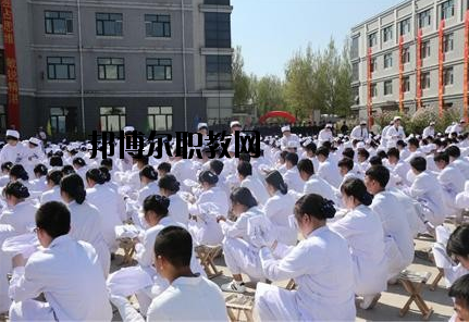 焦作護(hù)理學(xué)校2021年報(bào)名條件、招生要求、招生對(duì)象