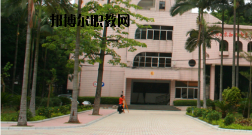 廣州建筑工程職業(yè)學(xué)校2020年報名條件、招生要求、招生對象