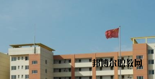 承德華中管理中專學(xué)校2020年報(bào)名條件、招生要求、招生對(duì)象 