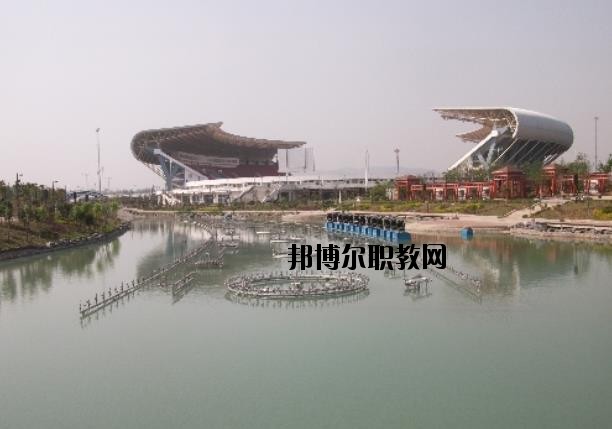 荊門現(xiàn)代學(xué)校2020年報(bào)名條件、招生要求、招生對(duì)象