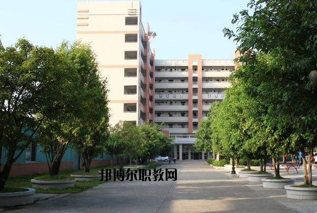 肇慶高要技工學(xué)校怎么樣、好不好