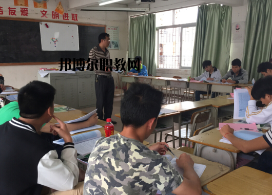 肇慶交通技工學校2020年報名條件、招生要求、招生對象