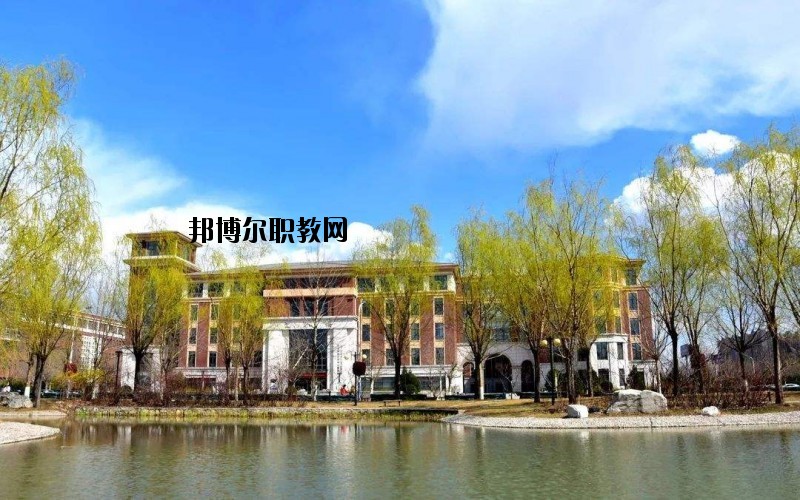 京山衛(wèi)生學(xué)校2020年報名條件、招生要求、招生對象