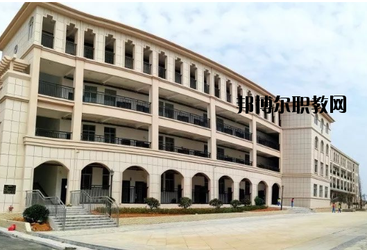 德安中等職業(yè)技術(shù)學(xué)校2020年報名條件、招生要求、招生對象