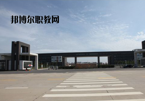 江西建設(shè)工程學(xué)校2020年報名條件、招生要求、招生對象