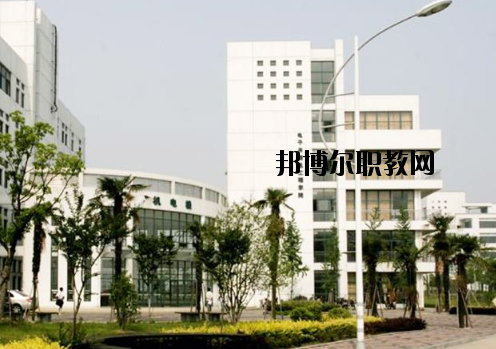 江西建設(shè)工程學(xué)校怎么樣、好不好