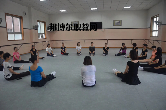 南昌青山湖區(qū)職業(yè)技術(shù)學(xué)校2020年報(bào)名條件、招生要求、招生對象 