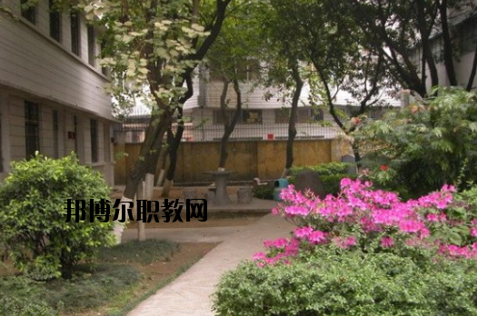 廣州港技工學(xué)校2020年報(bào)名條件、招生要求、招生對(duì)象