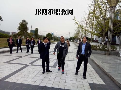 南充應(yīng)用技術(shù)職業(yè)學(xué)校2020年報(bào)名條件、招生要求、招生對(duì)象