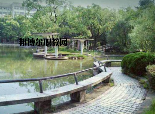 南昌經(jīng)濟管理學(xué)校2020年報名條件、招生要求、招生對象