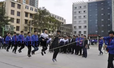蘭州鐵路技工學(xué)校2020年學(xué)費、收費多少