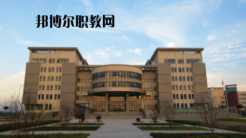 河南駐馬店農業(yè)學校2021年招生辦聯(lián)系電話
