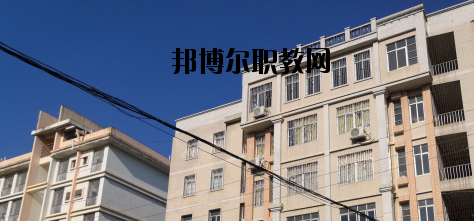 梧州服裝職業(yè)技術(shù)學(xué)校2020年報(bào)名條件、招生要求、招生對(duì)象 