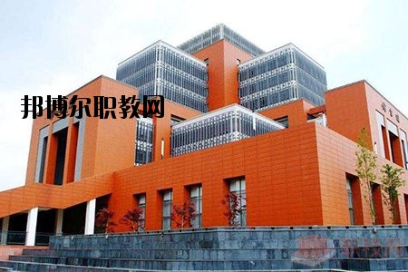 綿竹職業(yè)中專學(xué)校2020年報(bào)名條件、招生要求、招生對象