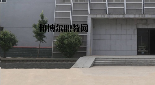 許昌職業(yè)技術(shù)學(xué)院附屬中專2021年報(bào)名條件、招生要求、招生對(duì)象