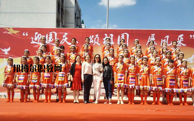 阜陽(yáng)現(xiàn)代職業(yè)教育學(xué)校2020年報(bào)名條件、招生要求、招生對(duì)象