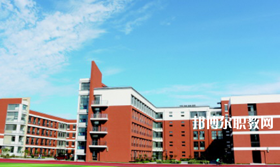 湛江湛港職業(yè)技術(shù)學(xué)校怎么樣、好不好