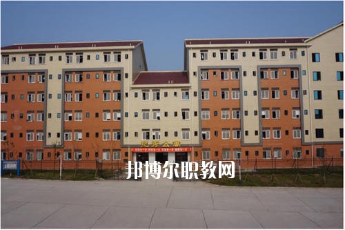 瀘州交通技工學(xué)校2020年報名條件、招生要求、招生對象