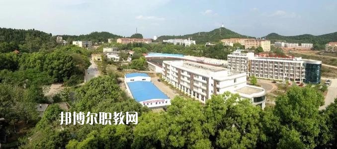 綿陽交通技工學(xué)校2020年報名條件、招生要求、招生對象