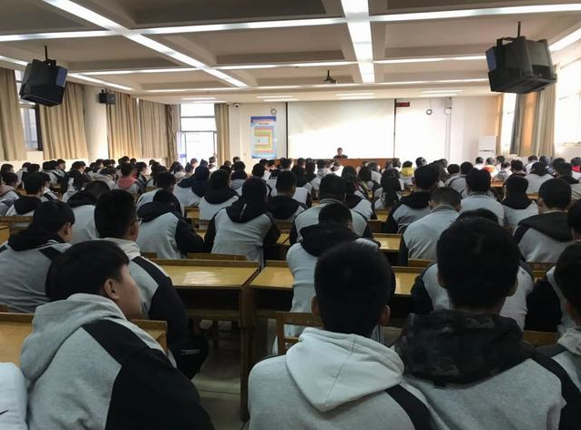 江蘇建湖中等專業(yè)學校2020年報名條件、招生要求、招生對象
