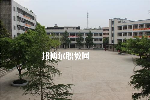 樂(lè)至縣回瀾職業(yè)中學(xué)2020年有哪些專(zhuān)業(yè)